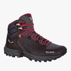Salewa Hiking Boots with Red Laces Women's Low‎ High Rise